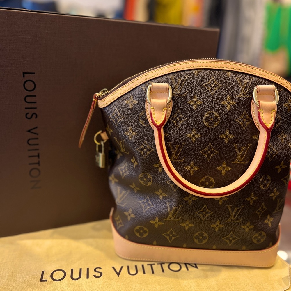 Louis Vuitton Lockit bag